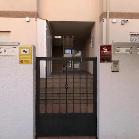 Cozy Duplex Playa Y Sol 1 With Wifi & Parking & Pet Friendly